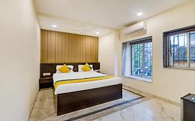 Itsy Hotels Neeranand Plaza, Bhawanipur